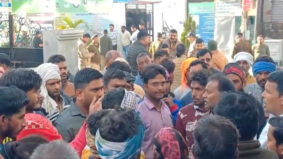 हरिद्वार में डिलीवरी के बाद प्रसूता की मौत, अस्पताल में हुआ हंगामा, धरने पर बैठे परिजन