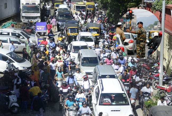 बेकाबू ट्रैफिक पर लगेगा लगाम, सेना संभालेगी देहरादून के चौराहों की कमान