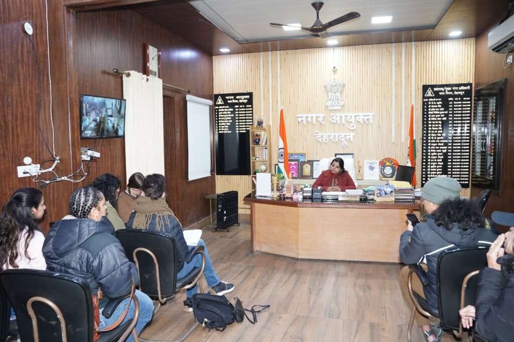 देहरादून नगर निगम में सॉलिड वेस्ट मैनेजमेंट पर अंतरराष्ट्रीय संवाद