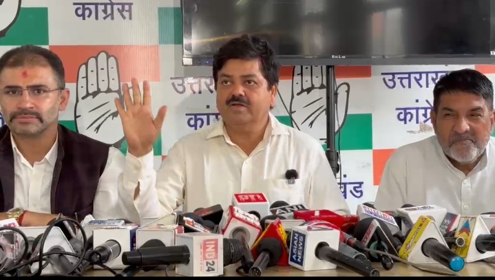 बदरीनाथ चढ़ावा प्रकरण पर कांग्रेस ने उठाए सवाल, अध्यक्ष को हटाने की मांग