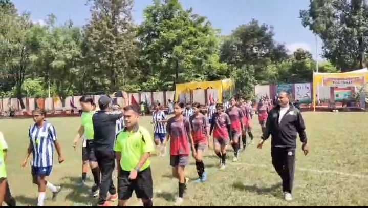 देहरादून में अंडर-17 बालिका फुटबॉल टूर्नामेंट शुरू, 16 टीमें दिखाएंगी दमखम